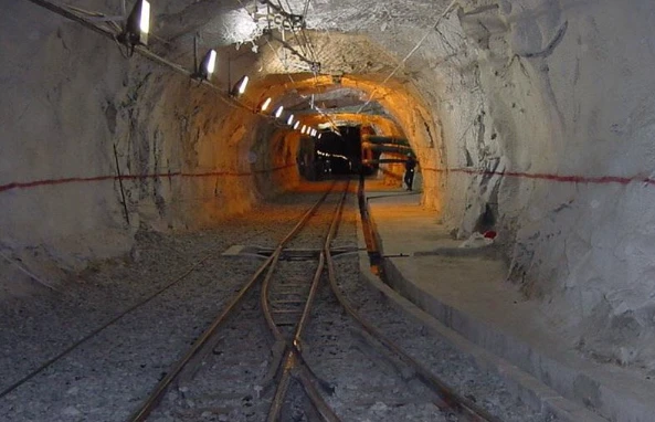 mining rail mining rail