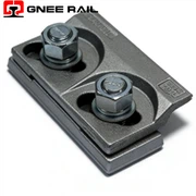 Vastgeschroefde kraanrailclip